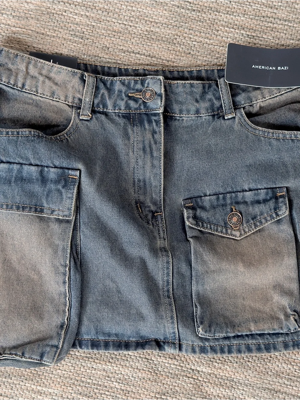 American Bazi Dirtywash Multipocket Blue Denim Mini Skirt Large‎ NWT